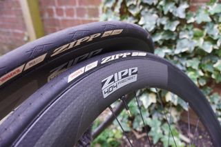 Zipp 404 Firecrest tyres