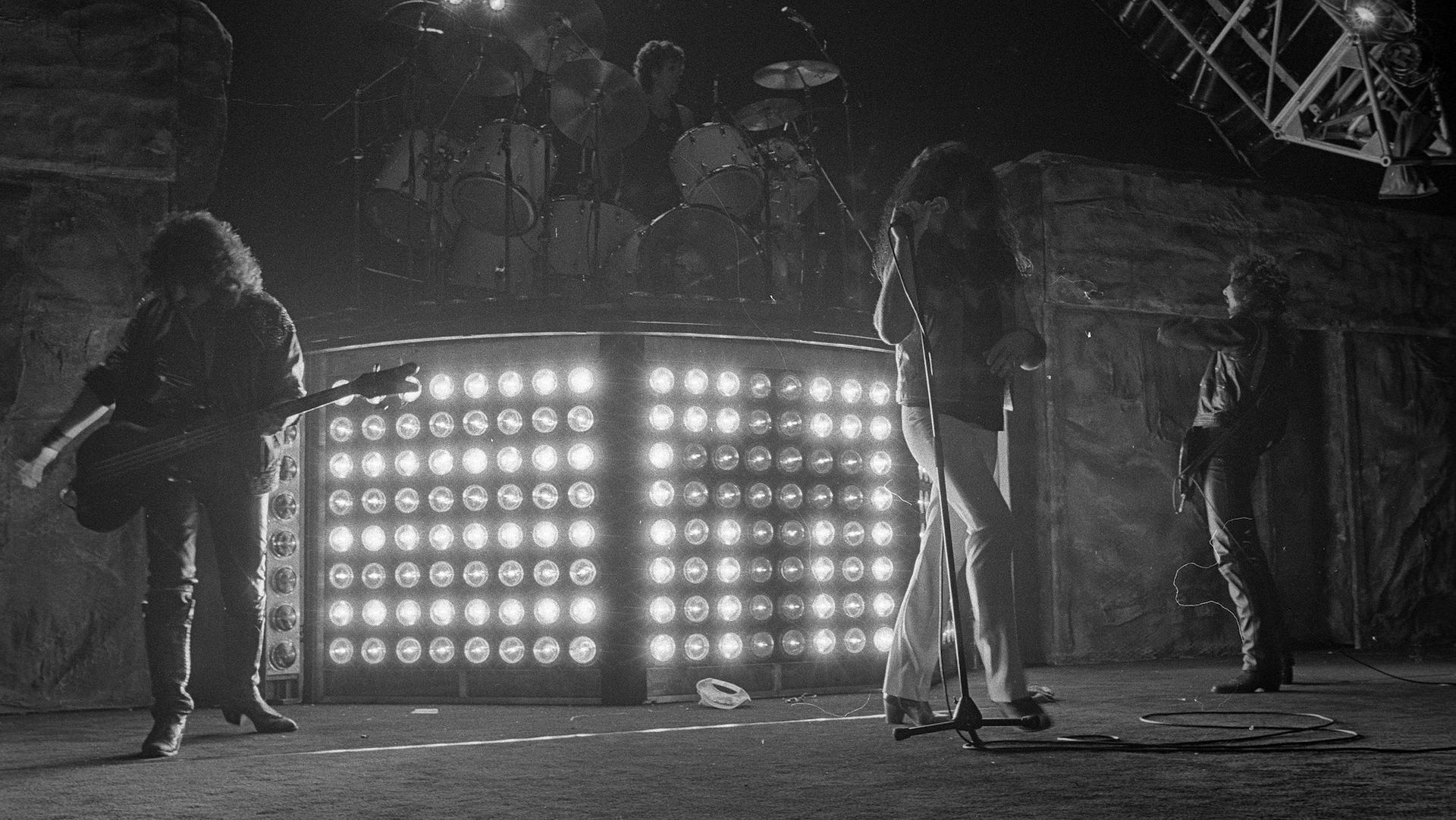 Remember When Black Sabbath Used to Regularly Cover "Smoke on the Water