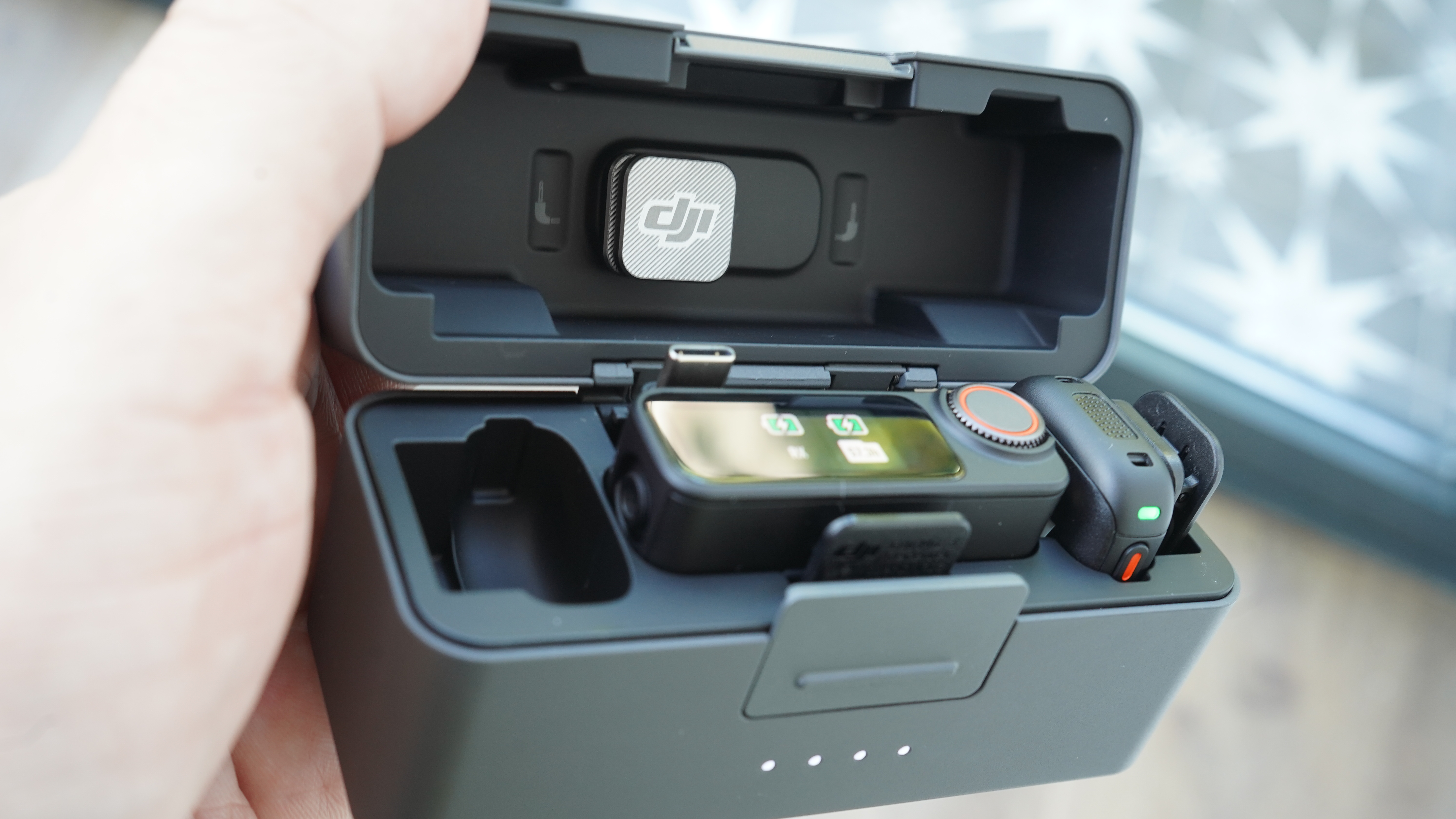 DJI Mic 3 in case with magnets on lid