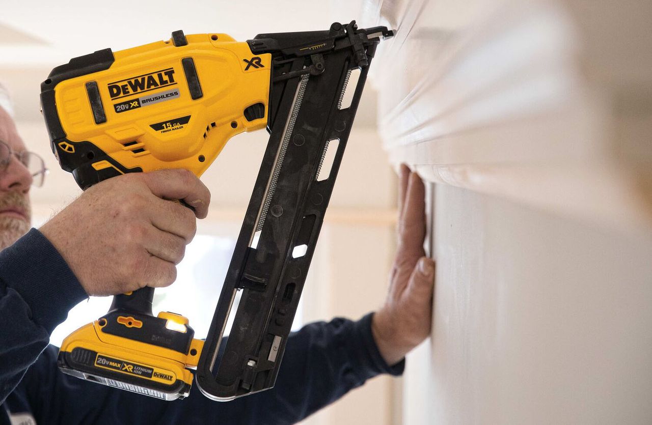 using DeWalt DCN650D1 20V Max XR 15-Gauge Angled Finish Nailer