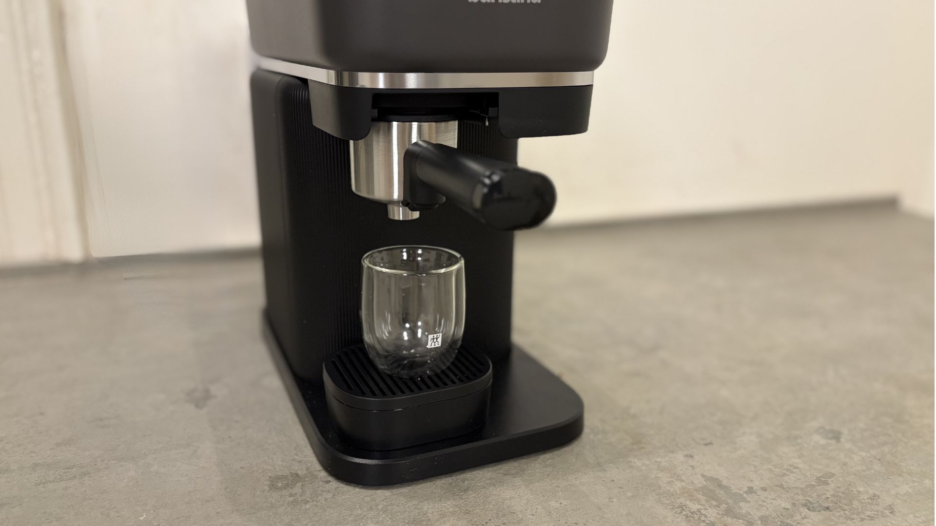 Testing the Philips Baristina Coffee Machine