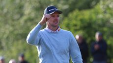 Justin Rose salutes the crowd at Open Final Qualifying