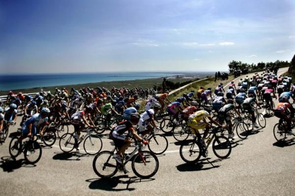 There's usually never a shortage of sun and scenery during the Giro d'Italia.
