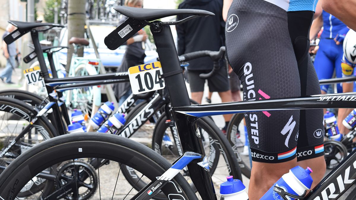 The top tube appears to slope less than the current Venge