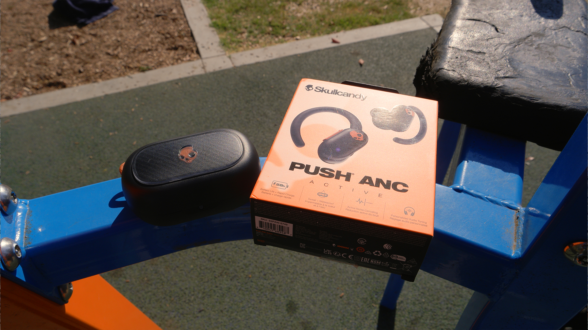 Skullcandy Push ANC Active — это надежный повседневный аксессуар с достойным звуком.