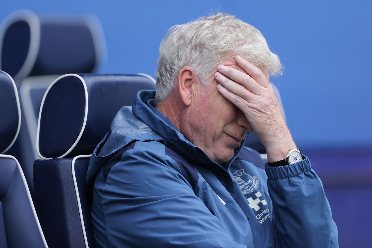 Everton are falling into a familiar trap under David Moyes with an ominous feeling of Last Chance Saloon around the club