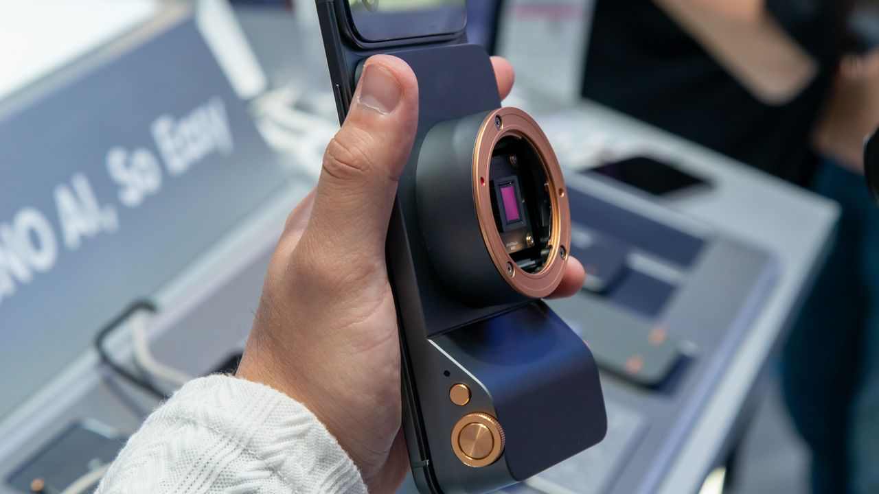 Tecno Modular Phone Telephoto Lens sensor