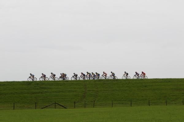 The break - alone and exposed on the high, dijk road
