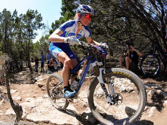 Former world champion Catharine Pendrel (Luna Pro Team)