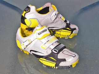 Scott's Team Issue MTB shoes are appropriately stiff, lightweight and ventilated for cross country riding