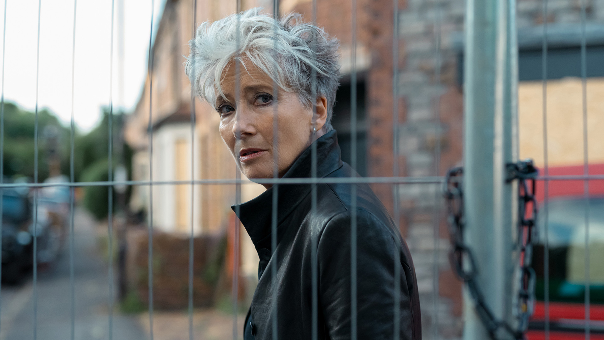 Emma Thompson as Zoë Boehm in Down Cemetery Road.