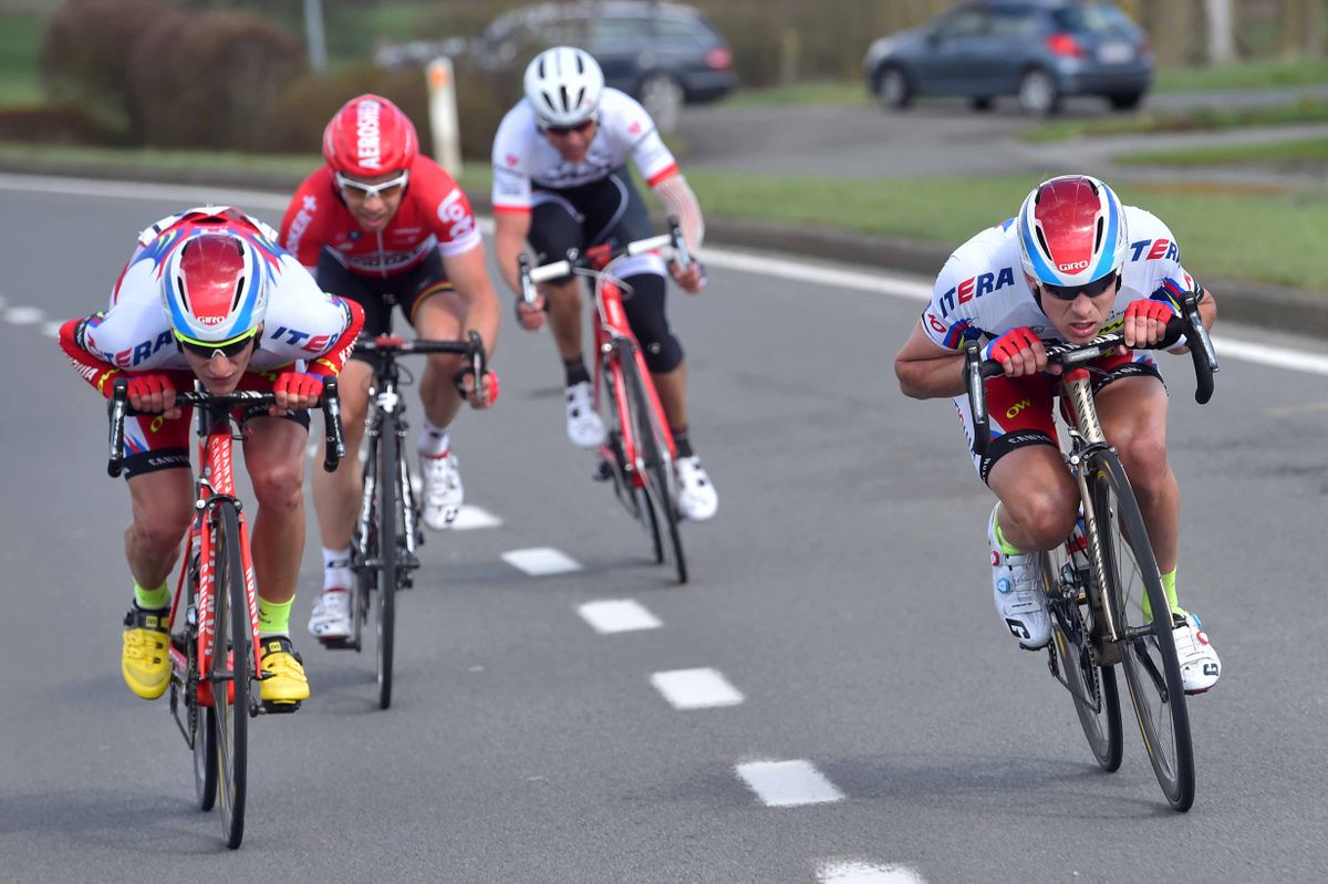 Sven Erik Bystr&oslash;m and Alexander Kristoff (Katusha) get aero