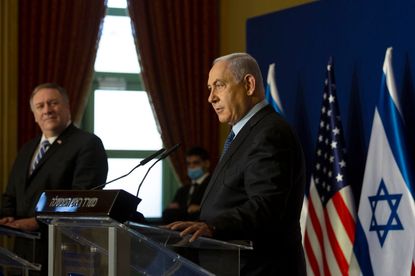 Israeli Prime Minister Benjamin Netanyahu and Mike Pompeo