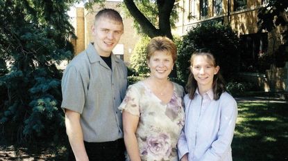 Jessyca Mullenberg as a child with family.