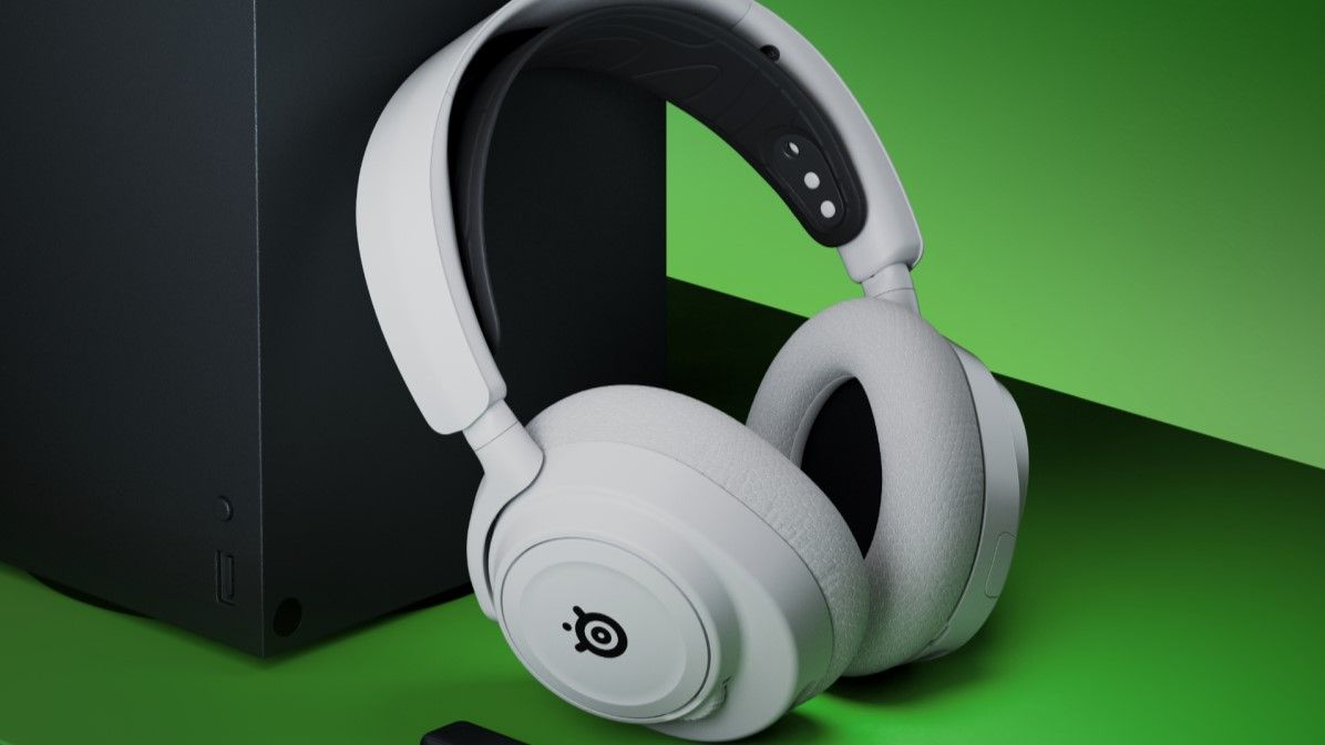 The SteelSeries Arctis 7X just got cooler with White available to