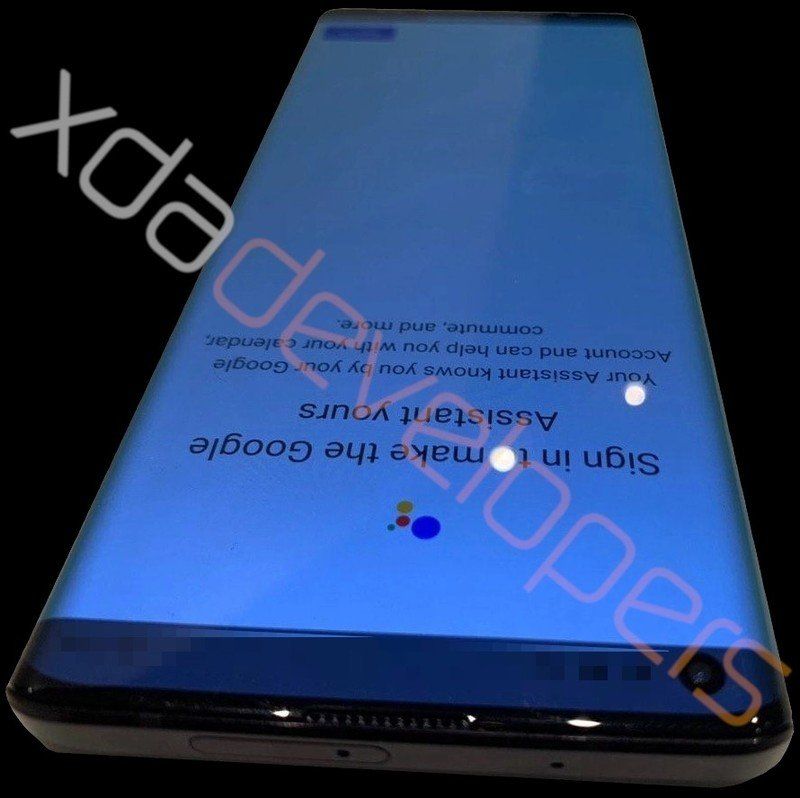 Motorola Edge Leaked Images