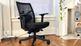 Uplift Facet Ergonomic Chair