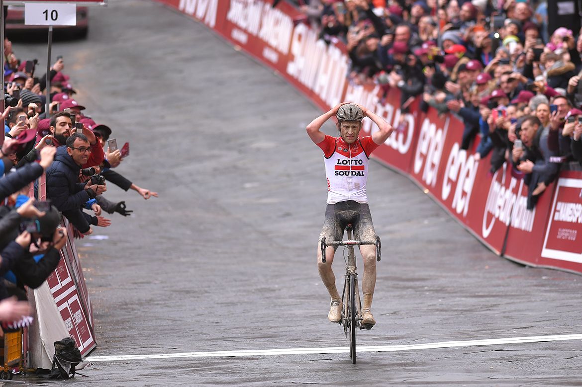 Tiesj Benoot (Lotto Soudal) wins Strade Bianche