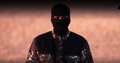 Purported ISIS fighter killing hostages on video