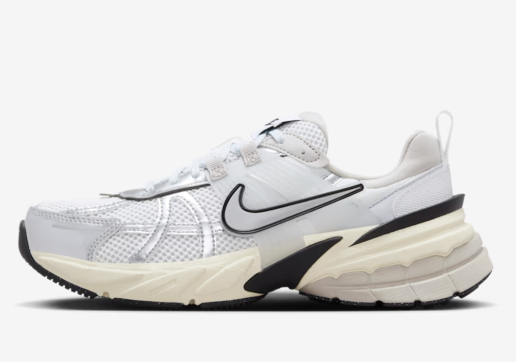 Nike, Nike V2K Shoes