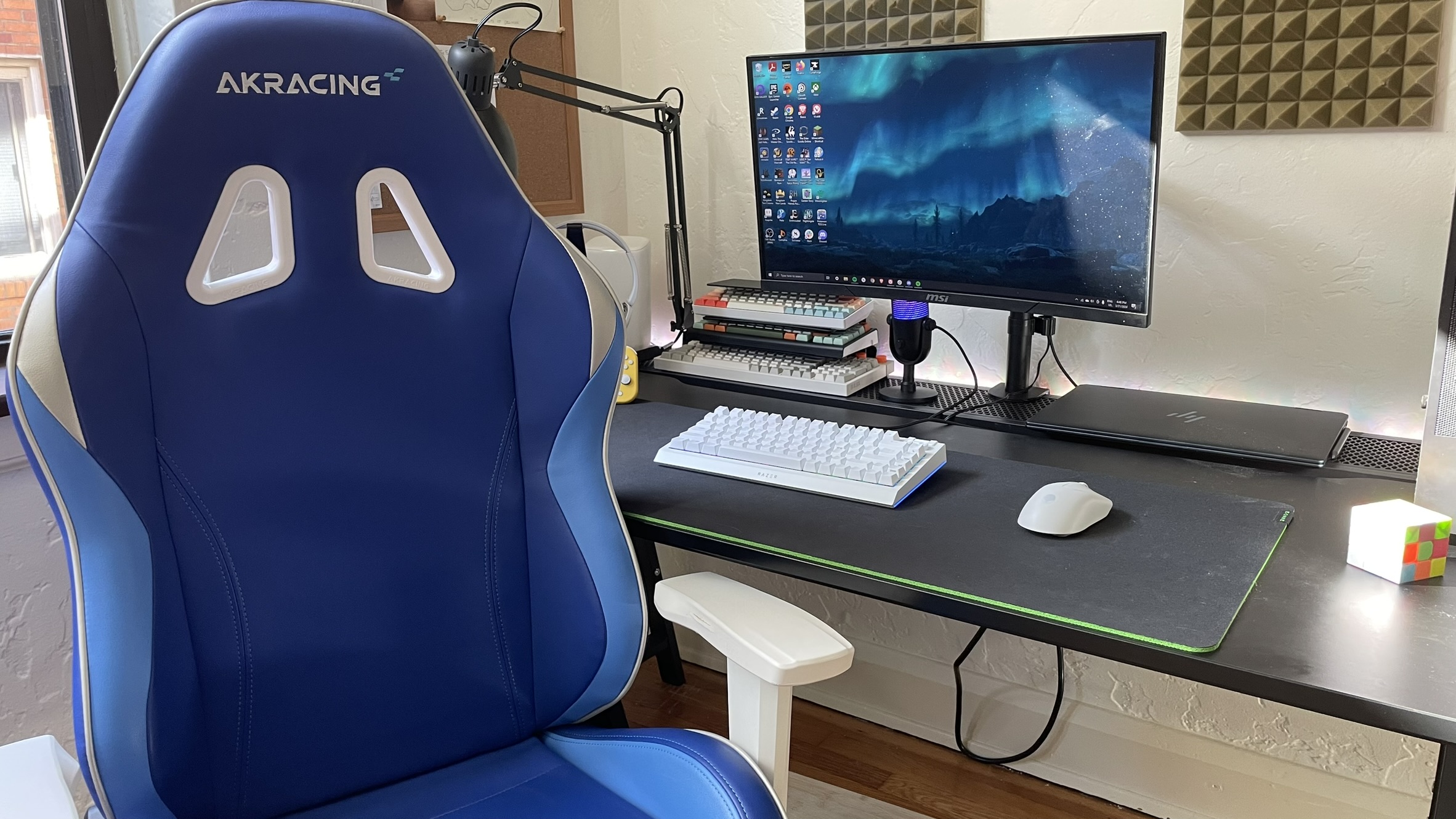The AKRacing California gaming chair in Tahoe blue