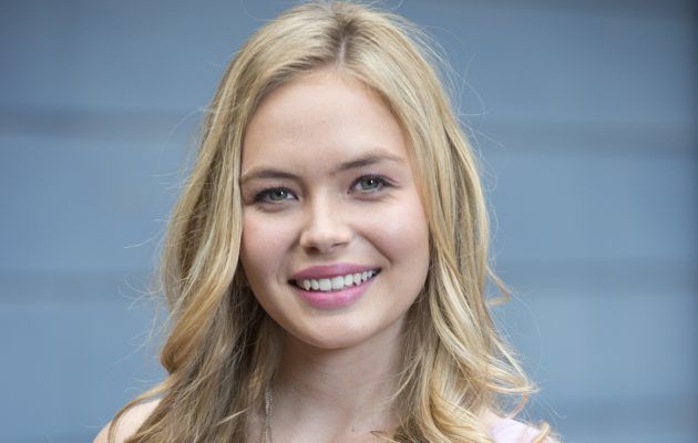 Lilly Van der Meer Neighbours star