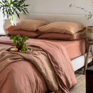 Linen Bedding