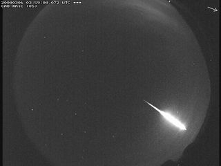 Meteor Videotaped Plunging to Earth