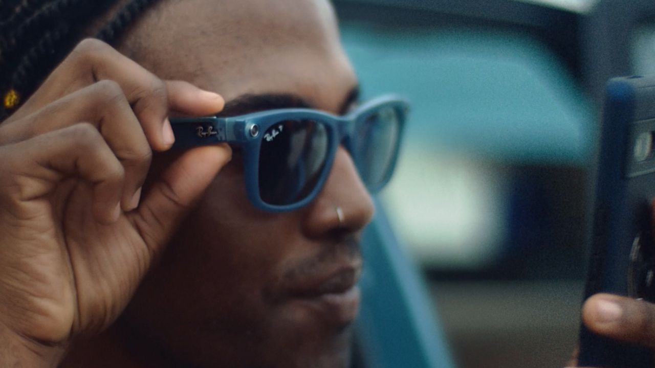 Meta’s smart glasses might soon sport facial recognition