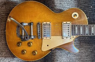 A photo showing the body of the 1960 Les Paul Standard Waddy Wachtel has used for most of his career, which he purchased from guitarist Stephen Stills circa 1970