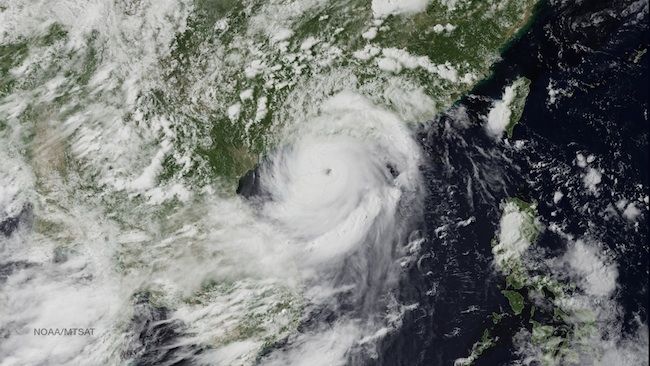 Typhoon Rammasun&#039;s eye over northern China