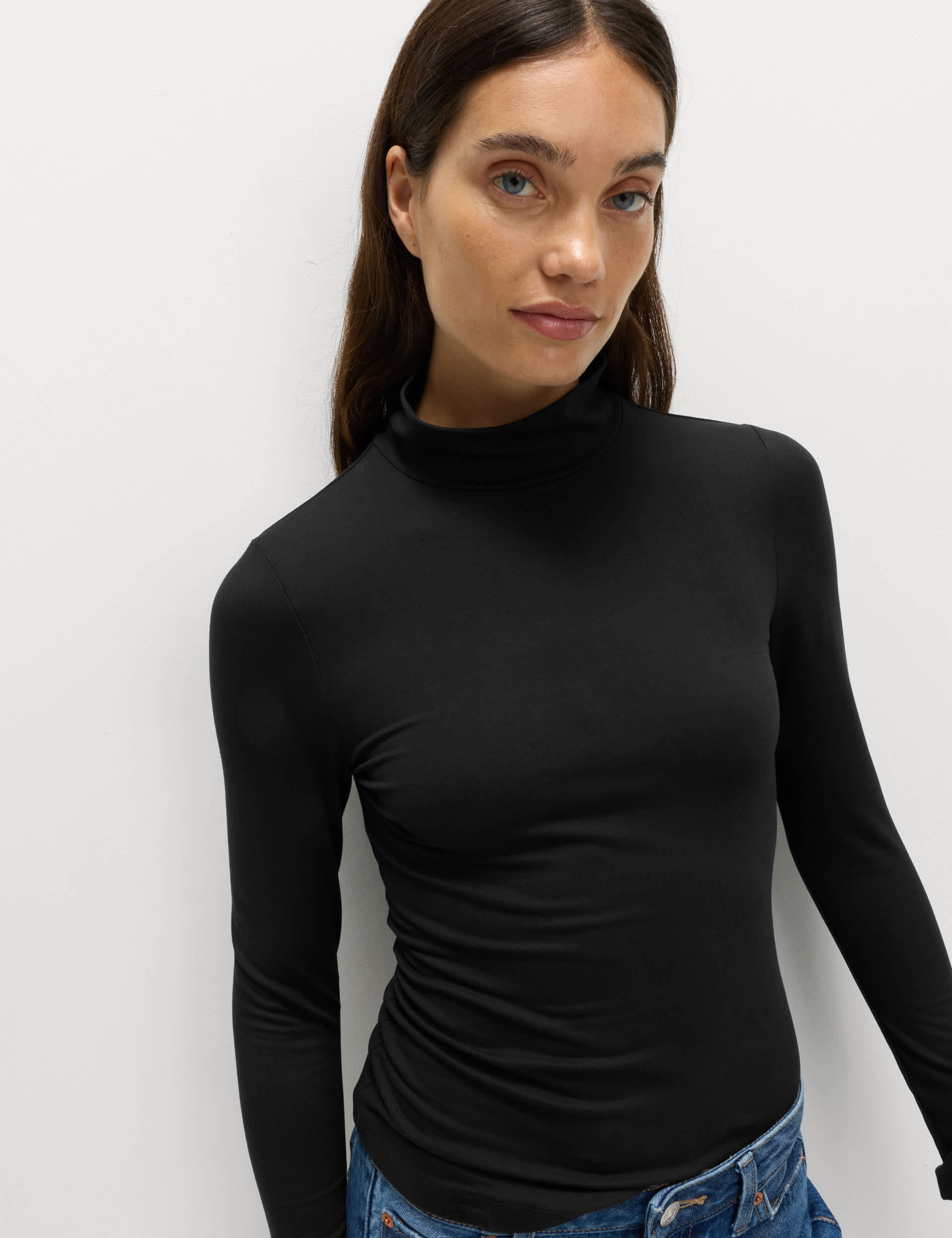 Funnel Neck Second Skin Top