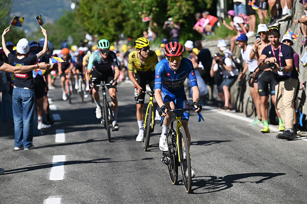 PILA - GRESSAN, ITALY - MAY 23: Stage winner Jonas Vingegaard of Denmark and Team Visma | Lease a Bike - Blue Mountain Jersey attacks in the breakaway while fans cheer during the 109th Giro d&amp;amp;apos;Italia 2026, Stage 14 a 133km stage from Aosta to Pila - Gressan 1789m / #UCIWT / on May 23, 2026 in Pila - Gressan, Italy. (Photo by Tim de Waele/Getty Images)