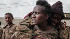 Captured Ethiopian troops arrive at the Mekele Rehabilitation Center 