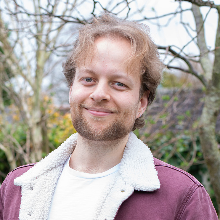 Mike Harris – DCW How To Editor