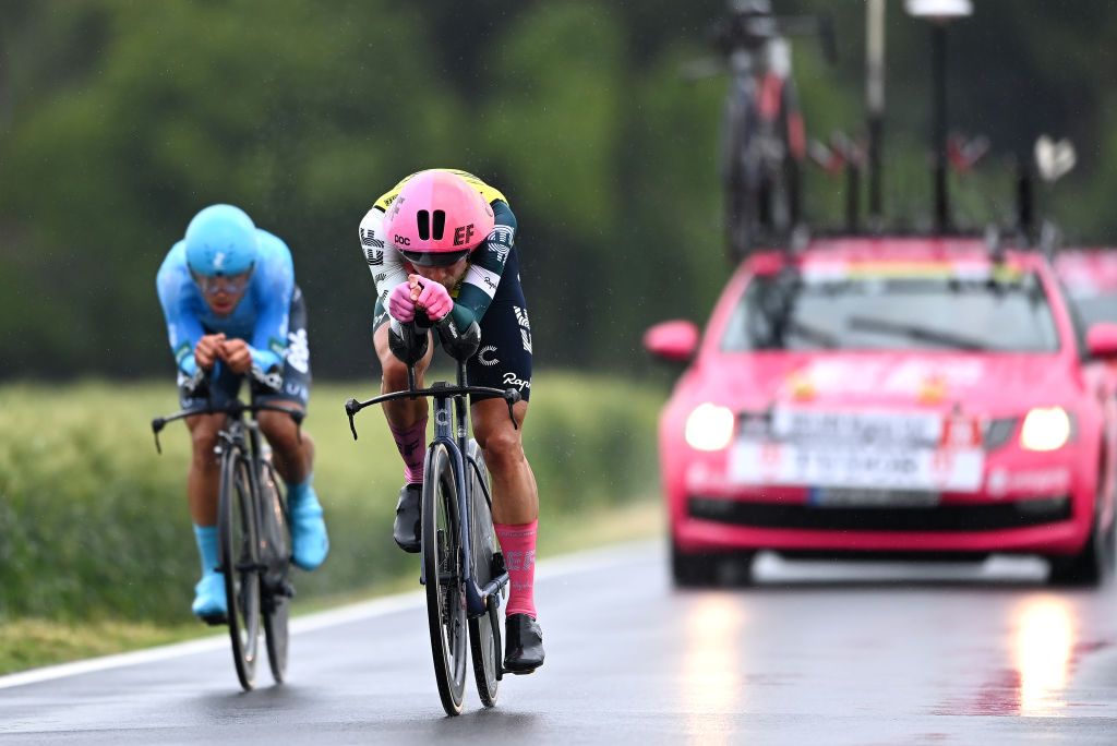 Riders competing in a individual time trial on stage 9 of the 2023 Giro d'Italia
