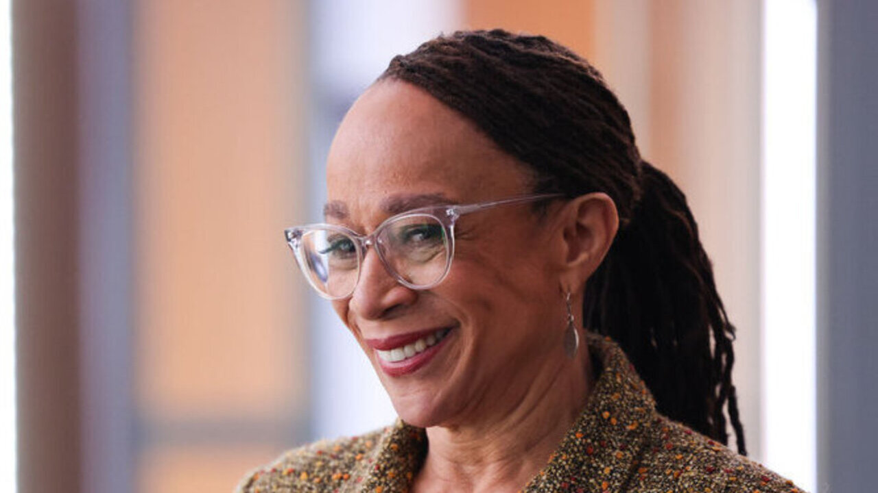 S. Epatha Merkerson as Goodwin in Chicago Med Season 9