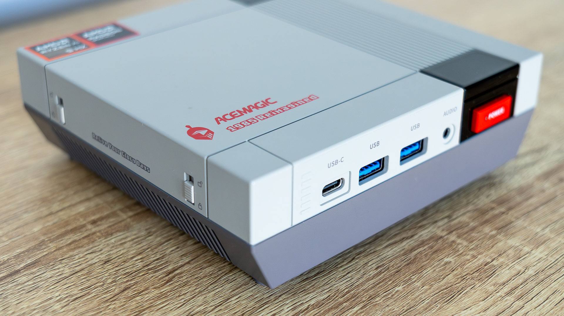 AceMagic Retro X5 Mini PC with NES style casing