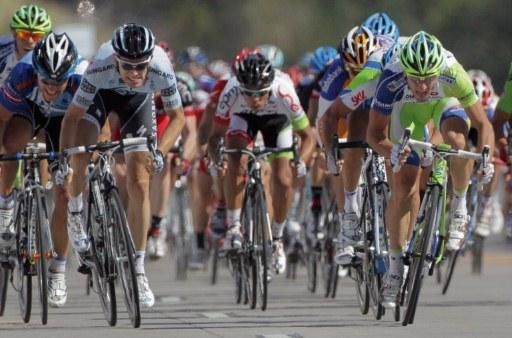 Viviani powers to the win ahead of Saxo Bank's Michael M&oslash;rk&oslash;v
