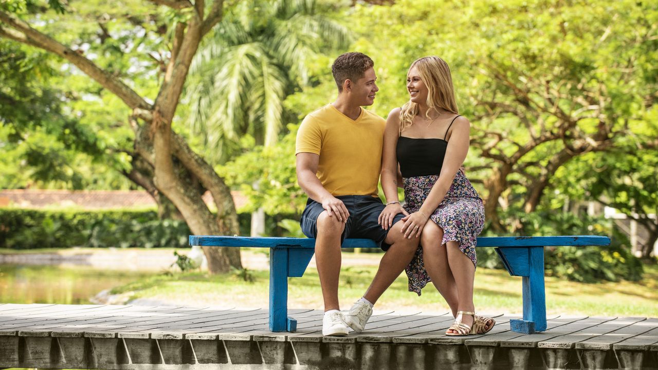 in key art for 90 Day Fianc&eacute;: Love in Paradise season 3