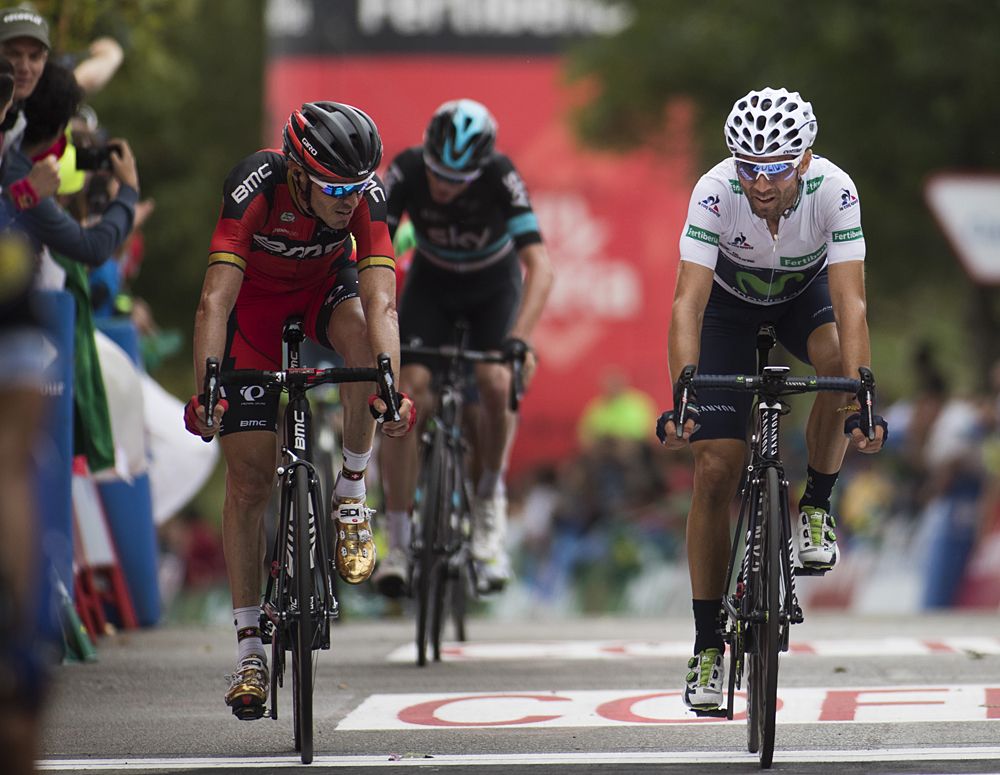 Samuel Sanchez (BMC) comes to the line with Alejandro Valverde (Movistar)