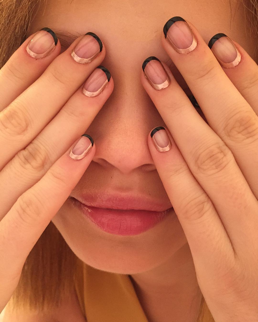 Short French tip black & gold design