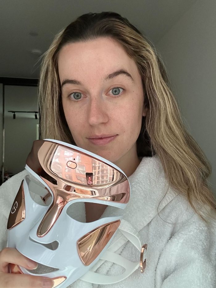 Junior beauty editor, Grace Lindsay, testing the Dr Dennis Gross LED mask