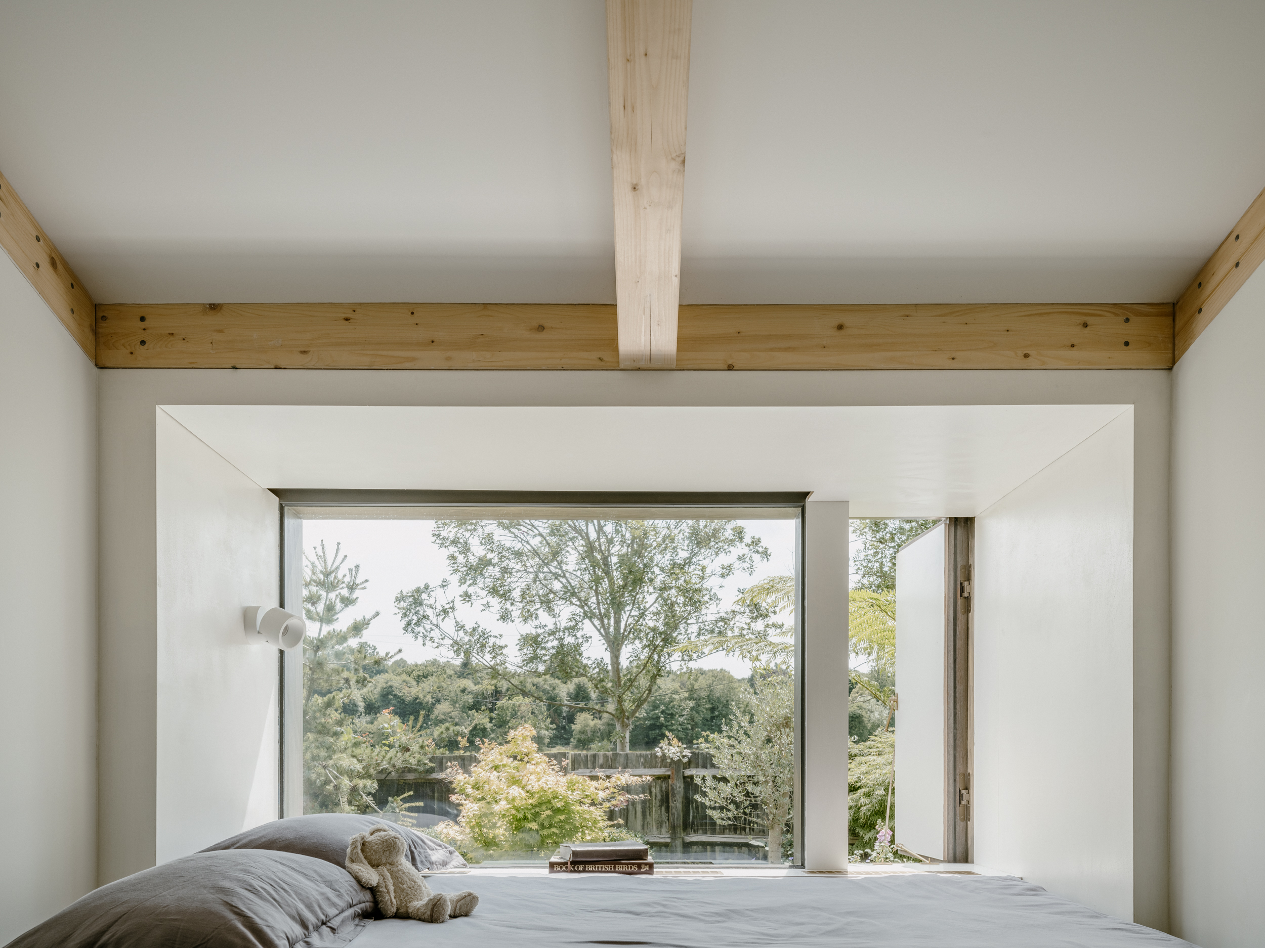 london houseboat designed by tiggcoll architects, 'the floating house'