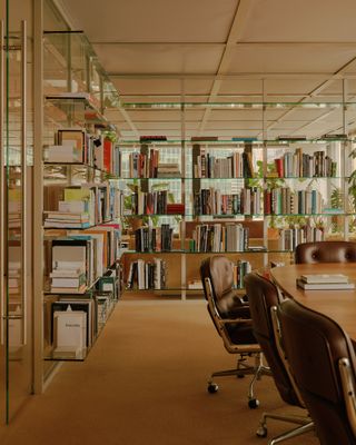 ray headquarters in new york's seagram building