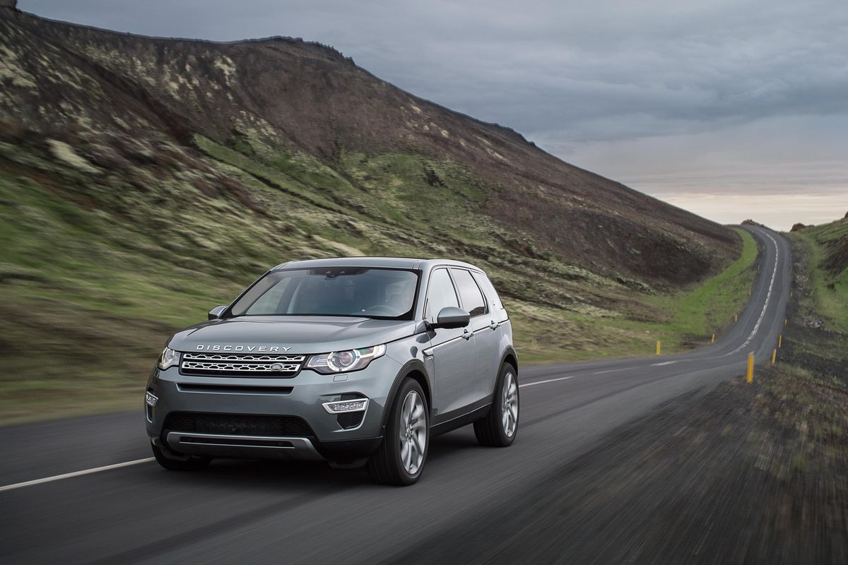 Land Rover Discovery Sport SUV 2020 in-depth review - Carbuyer