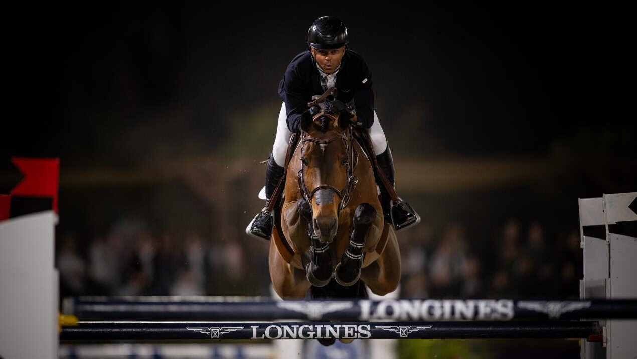 US showjumper Kent Farrington is crowned as the new world number one, taking over from Henrik von Eckermann, who reigned at the top for over two and a half years.