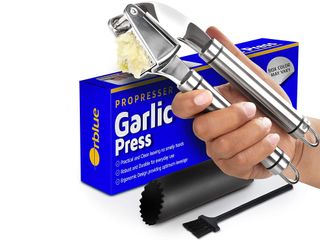 garlic presses