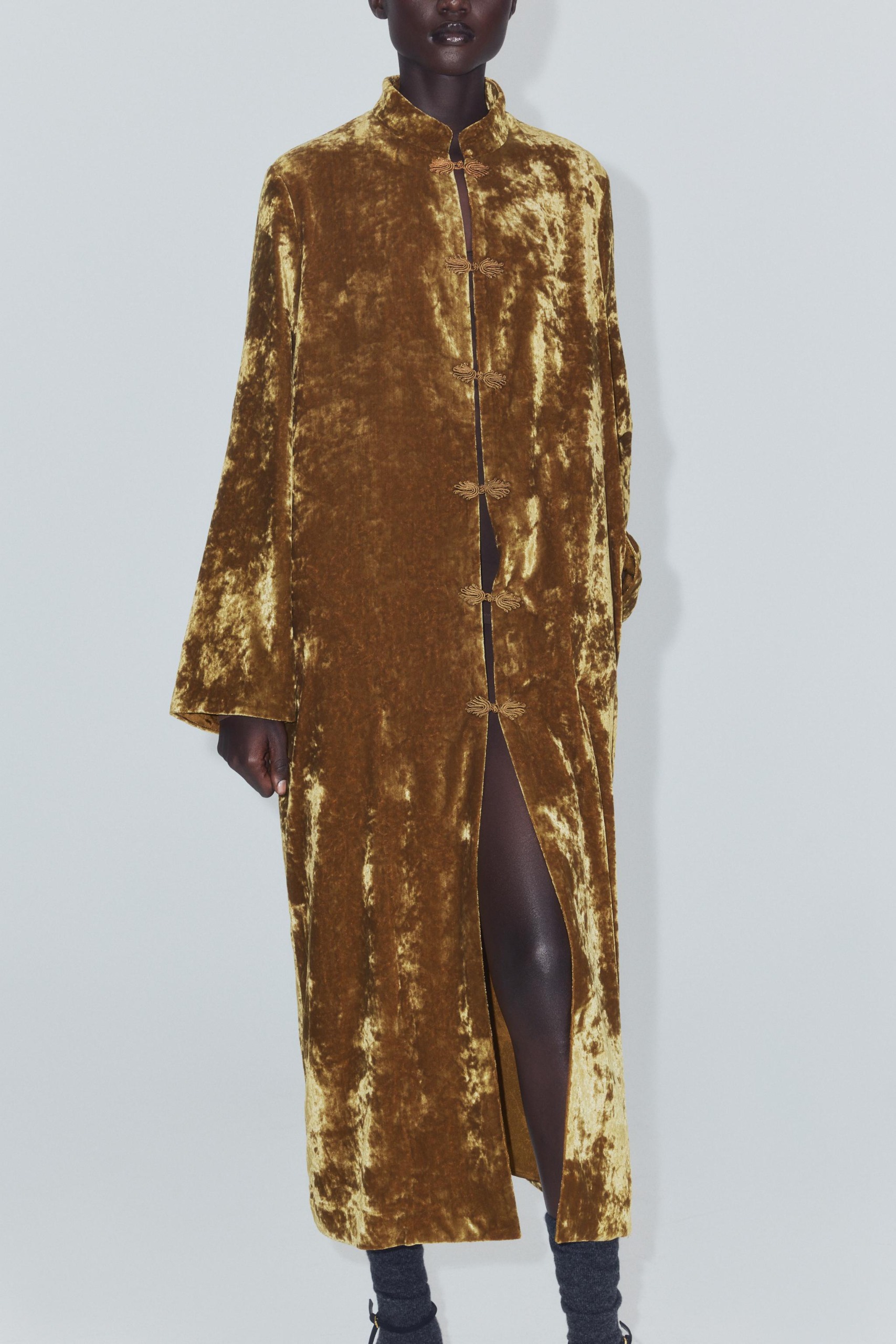 ZARA Zw Collection Velvet Coat With Frog Fastening