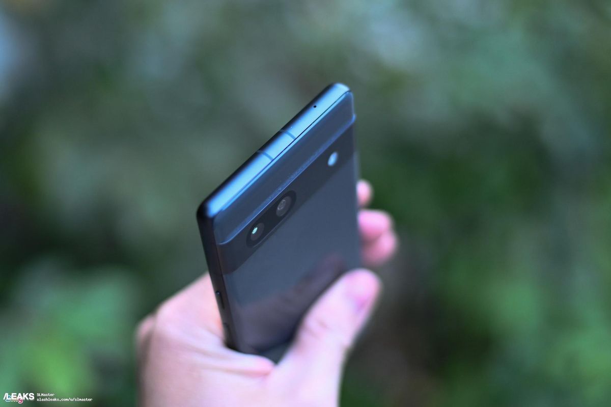 Google Pixel 7a top corner